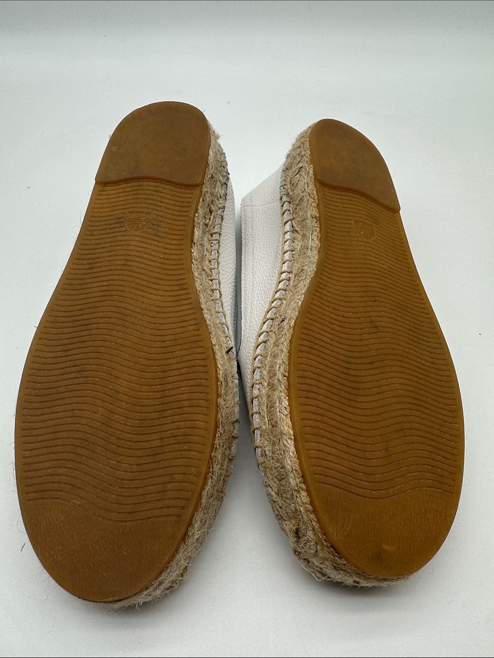 Soludos Cream Leather Espadrille Platform Slip-On - Picture 7 of 9
